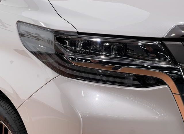 
								Toyota Vellfire (II), 2021 full									