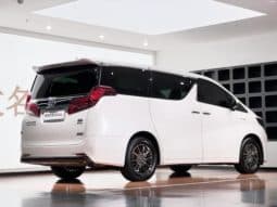 
										Toyota Vellfire (II), 2021 full									