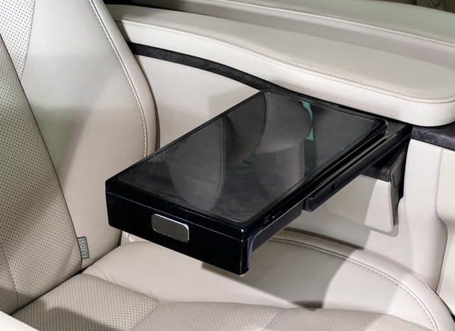 
								Toyota Vellfire (II), 2021 full									