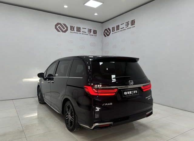 
								Honda Odyssey, 2023 full									