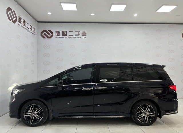 
								Honda Odyssey, 2023 full									