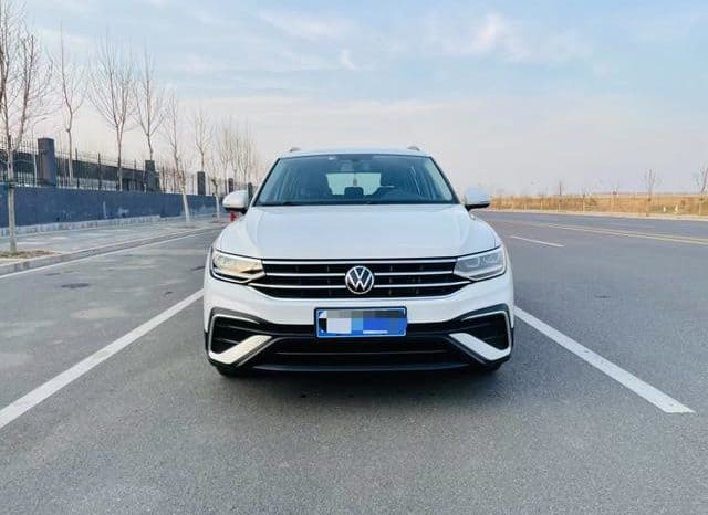 
								Volkswagen Tiguan L, 2022 full									