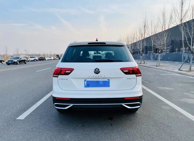 
								Volkswagen Tiguan L, 2022 full									