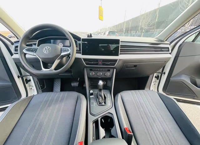 
								Volkswagen Tiguan L, 2022 full									