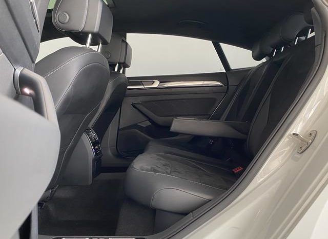 
								Volkswagen Passat CC, 2024 full									