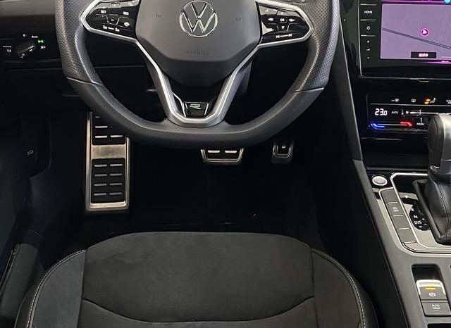 
								Volkswagen Passat CC, 2024 full									