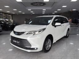 67c4eea164569 Toyota Sienna, 2023