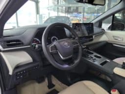 
										Toyota Sienna, 2023 full									