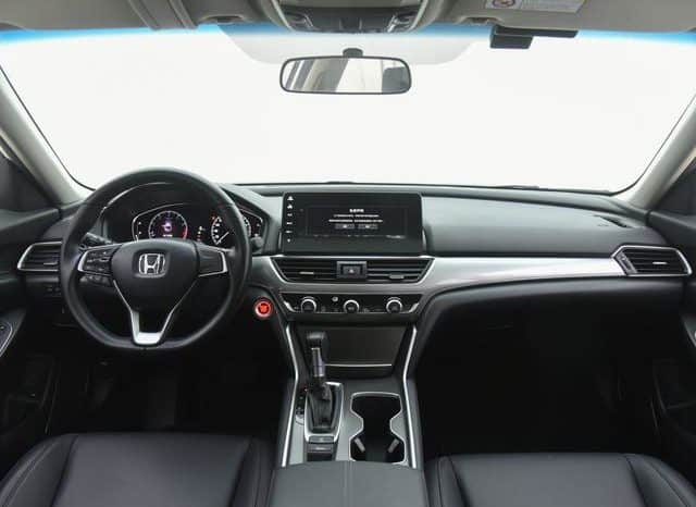 
								Honda Accord, 2022 full									