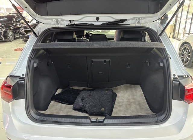 
								Volkswagen Golf 280 TSI, 2023 full									