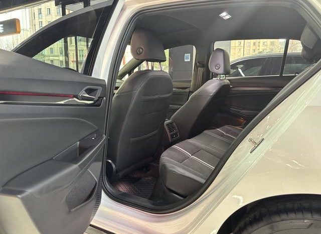 
								Volkswagen Golf 280 TSI, 2023 full									