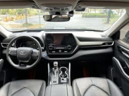 
										Toyota Highlander (III), 2021 full									