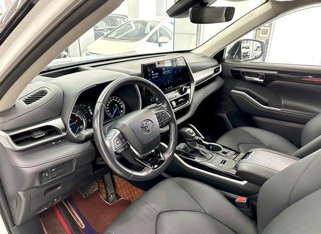 
								Toyota Highlander (III), 2023 full									