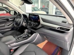 
										Toyota Highlander (III), 2023 full									