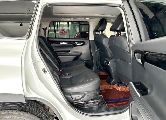 
								Toyota Highlander (III), 2023 full									