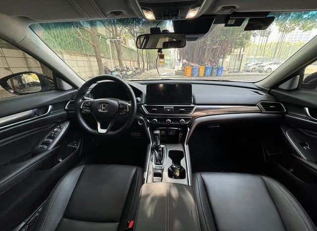 
								Honda Accord, 2023 full									