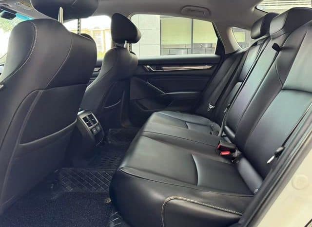
								Honda Accord, 2023 full									