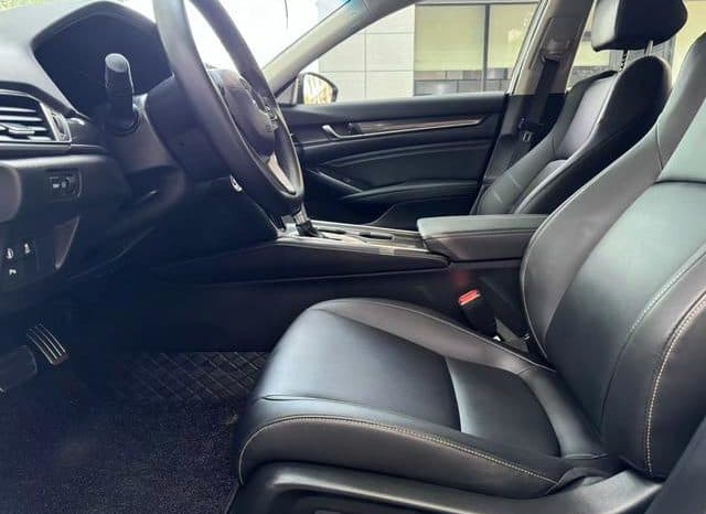 
								Honda Accord, 2023 full									