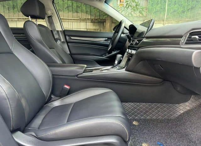 
								Honda Accord, 2023 full									
