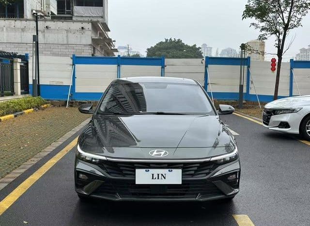 
								Hyundai Elantra (VII), 2024 full									