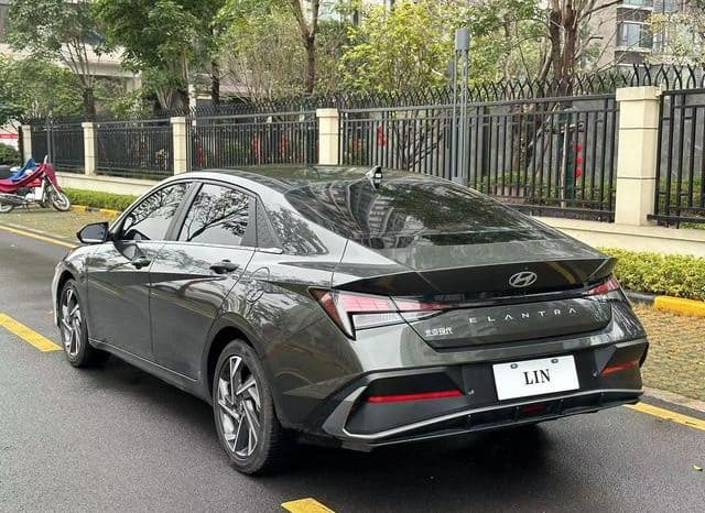 
								Hyundai Elantra (VII), 2024 full									