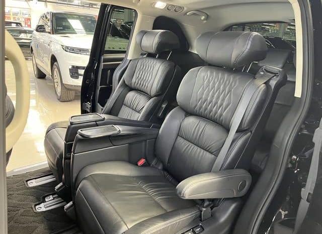 
								Honda Elysion, 2022 full									