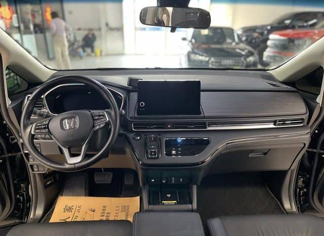 
								Honda Elysion, 2022 full									