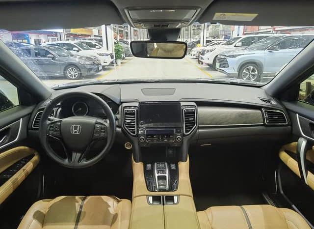 
								Honda UR-V, 2020 full									