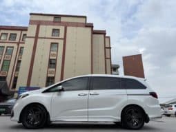 
										Honda Odyssey, 2022 full									