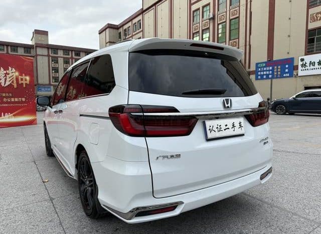 
								Honda Odyssey, 2022 full									