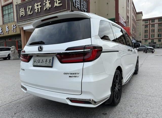 
								Honda Odyssey, 2022 full									