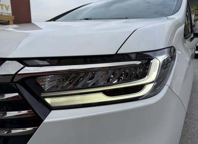 
								Honda Odyssey, 2022 full									