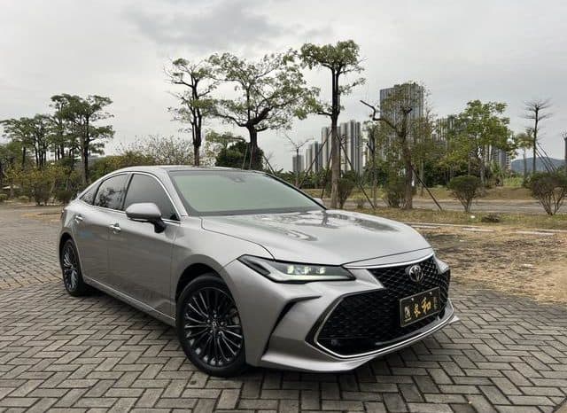 
								Toyota Avalon, 2022 full									