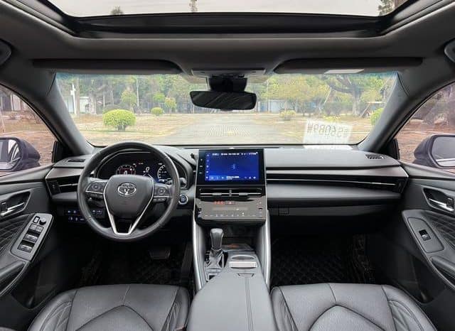 
								Toyota Avalon, 2022 full									