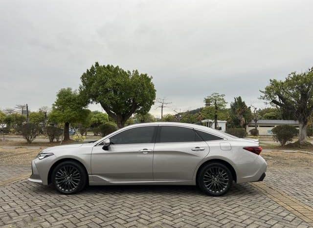 
								Toyota Avalon, 2022 full									