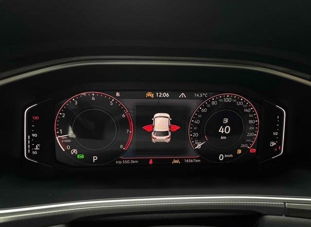 
								Volkswagen T-Roc, 2024 full									