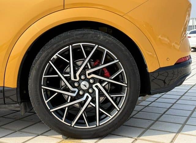 
								Ford Mustang Mach-E, 2024 full									