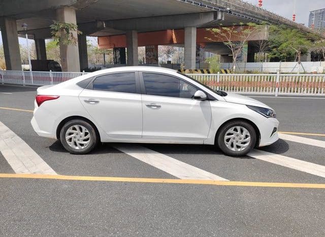 
								Hyundai Solaris II (1,6), 2021 full									