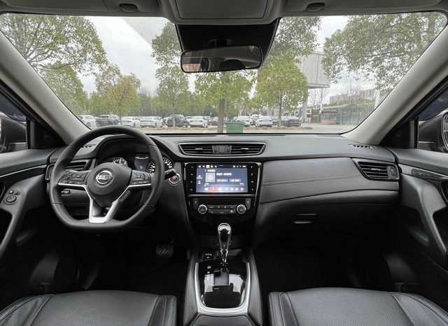 
								Nissan X-Trail (III), 2020 full									