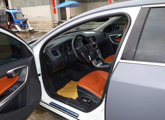 
								Volvo S60, 2020 full									