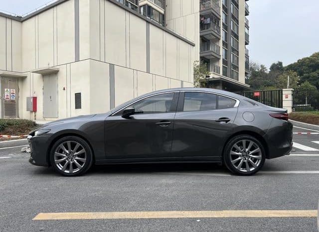 
								Mazda 3 (IV), 2022 full									