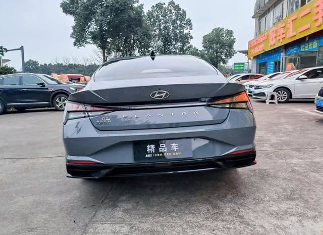 
								Hyundai Elantra (VII), 2023 full									