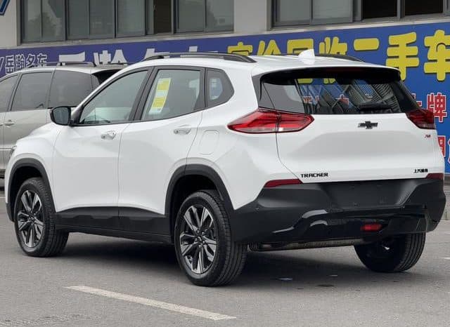 
								Chevrolet Tracker, 2025 full									