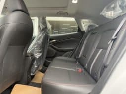
										Chevrolet Tracker, 2025 full									
