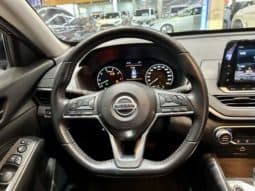 
										Nissan Altima (VI), 2020 full									