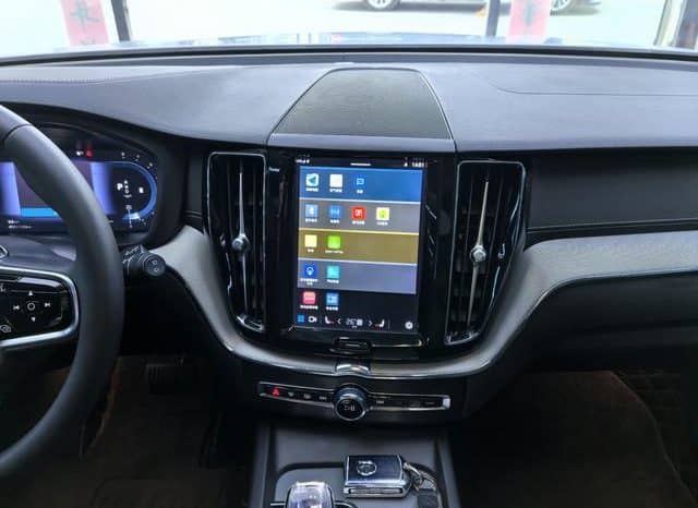 
								Volvo XC60, 2022 full									
