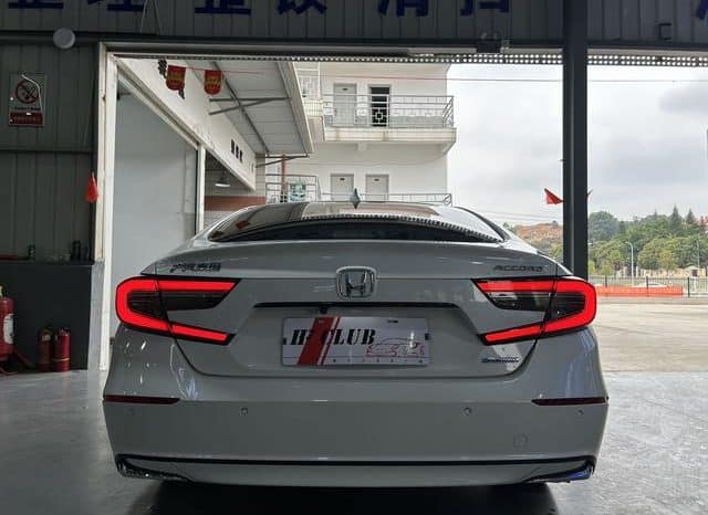 
								Honda Accord, 2021 full									
