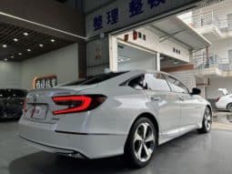 
										Honda Accord, 2021 full									