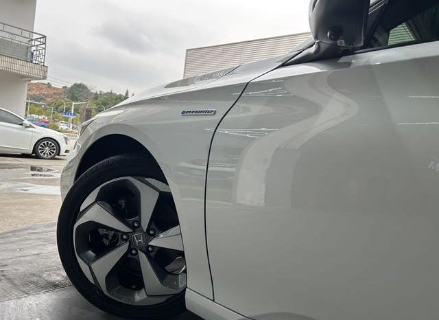 
								Honda Accord, 2021 full									