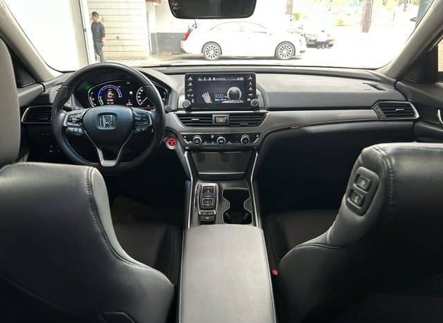 
								Honda Accord, 2021 full									